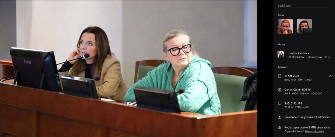 Przewodnicząca komisji Polityki Mieszkaniowej Małgorzata Woźniak oraz wiceprzewodnicząca Halina Owsianna na pierwszych obradach komisji 21 października 2024. Pótorej roku temu...